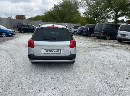 Peugeot - 207