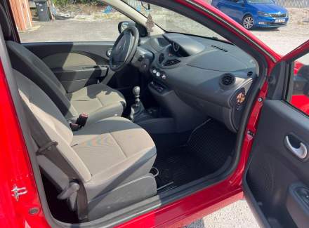 Renault - Twingo