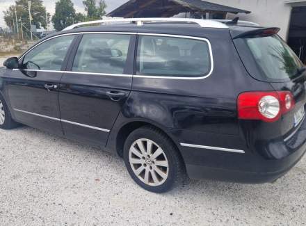 Volkswagen - Passat