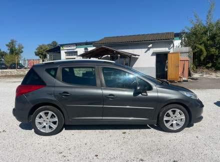 Peugeot - 207