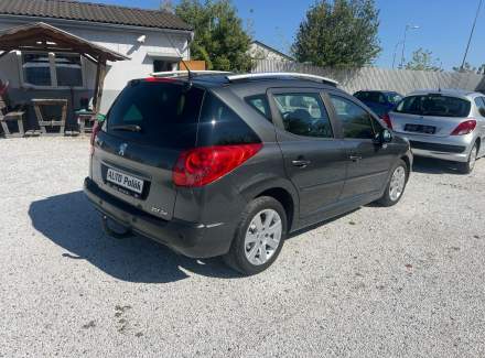 Peugeot - 207