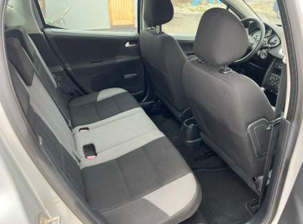 Peugeot - 207
