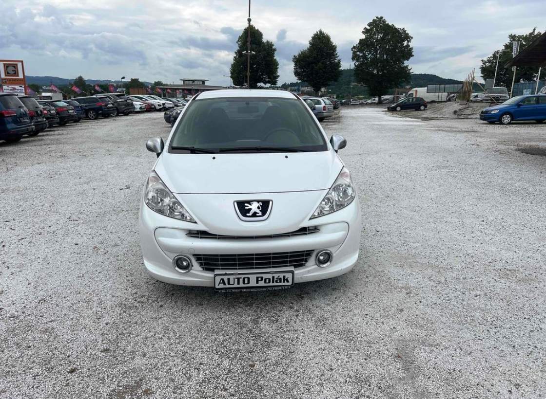 Peugeot - 207
