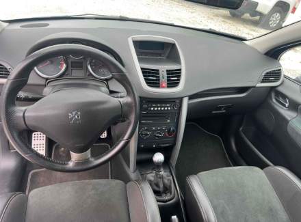 Peugeot - 207