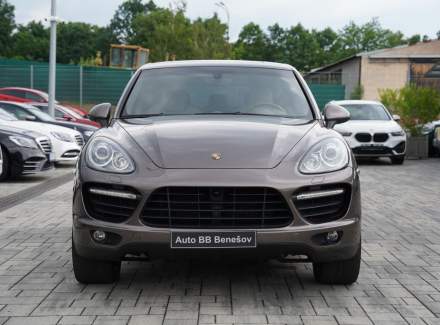 Porsche - Cayenne