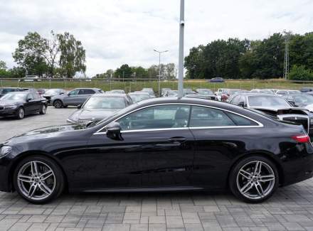 Mercedes-Benz - E-class