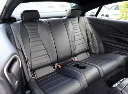 Mercedes-Benz - E-class