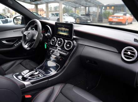 Mercedes-Benz - C-class