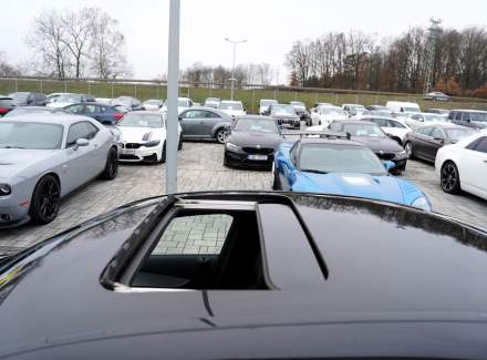 Mercedes-Benz - C-class