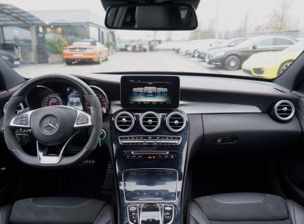 Mercedes-Benz - C-class