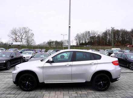 BMW - X6