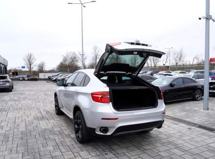 BMW - X6