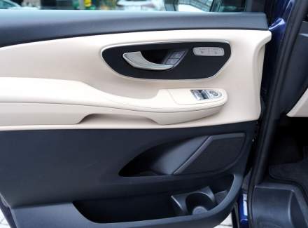 Mercedes-Benz - V-class