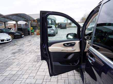 Mercedes-Benz - V-class