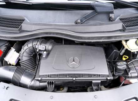 Mercedes-Benz - V-class