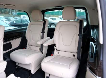 Mercedes-Benz - V-class