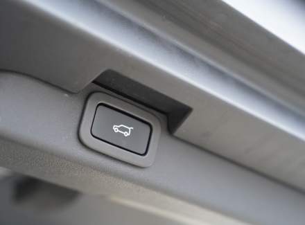 Land Rover - Discovery