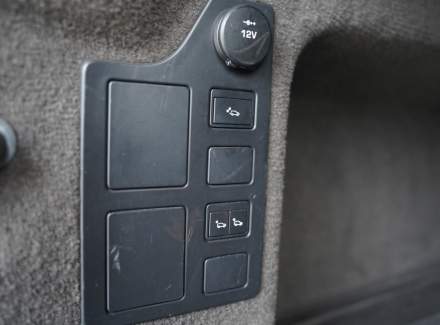 Land Rover - Discovery