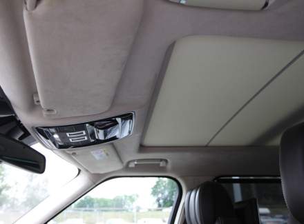 Land Rover - Range Rover