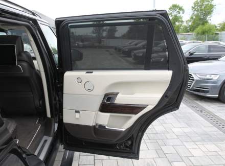 Land Rover - Range Rover