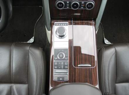 Land Rover - Range Rover