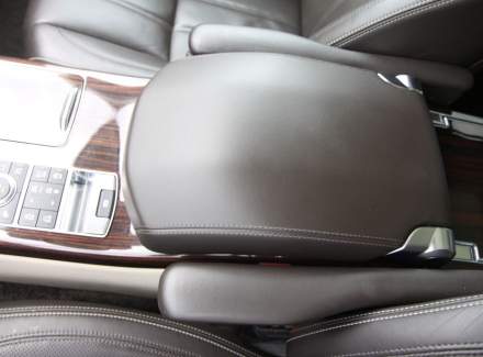 Land Rover - Range Rover