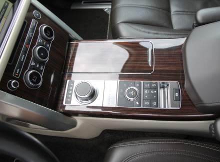 Land Rover - Range Rover