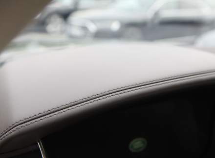 Land Rover - Range Rover