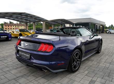 Ford - Mustang