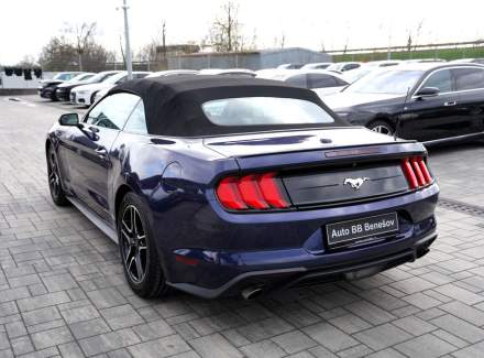 Ford - Mustang