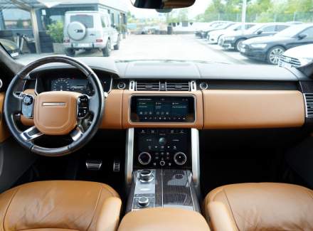 Land Rover - Range Rover