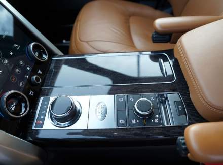 Land Rover - Range Rover