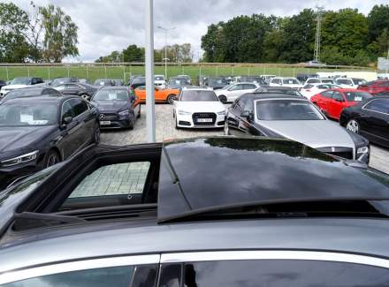 Mercedes-Benz - S-class