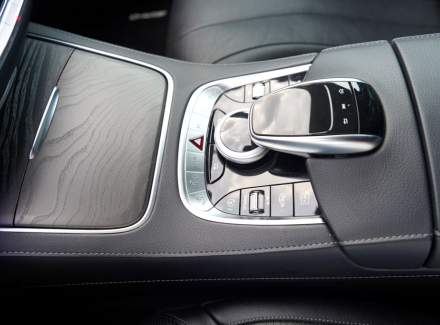 Mercedes-Benz - S-class