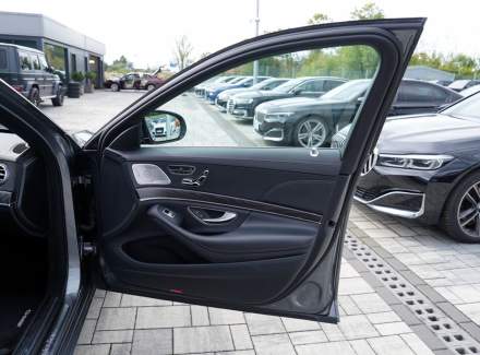 Mercedes-Benz - S-class