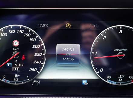 Mercedes-Benz - S-class