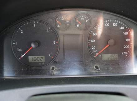 Volkswagen - Caravelle