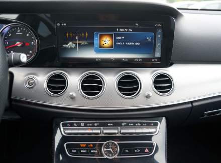 Mercedes-Benz - E-class