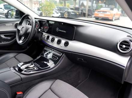 Mercedes-Benz - E-class