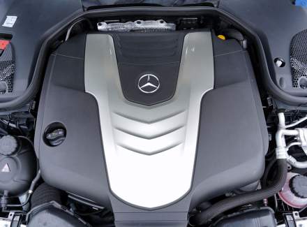 Mercedes-Benz - E-class