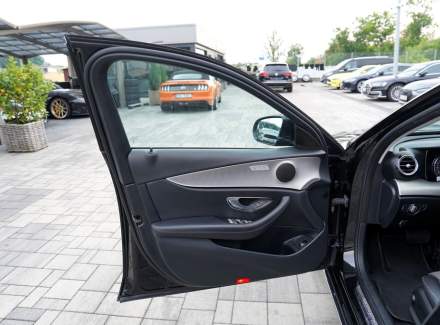 Mercedes-Benz - E-class