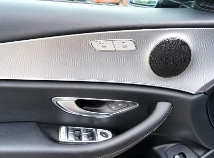 Mercedes-Benz - E-class