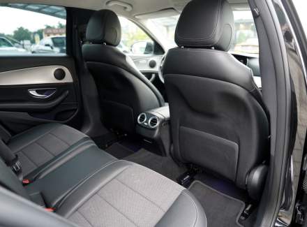 Mercedes-Benz - E-class