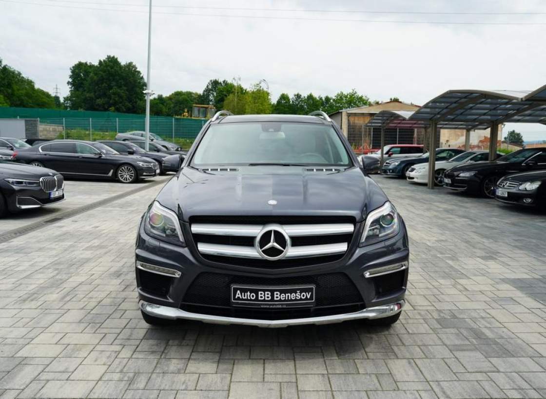 Mercedes-Benz - GL