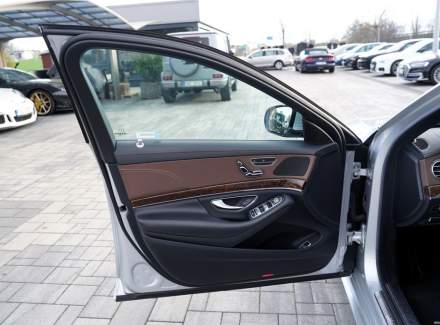 Mercedes-Benz - S-class