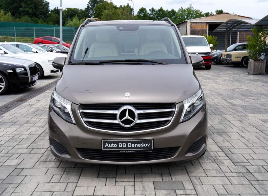 Mercedes-Benz - V-class