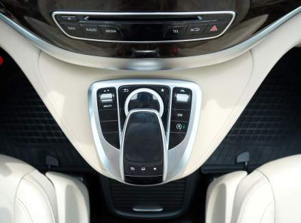 Mercedes-Benz - V-class