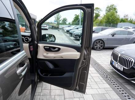 Mercedes-Benz - V-class