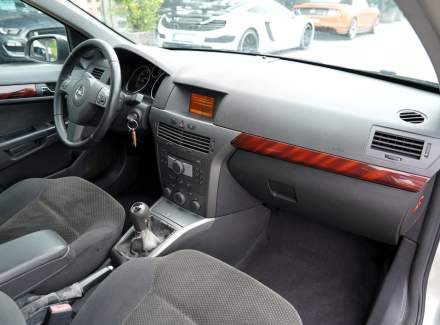 Opel - Astra