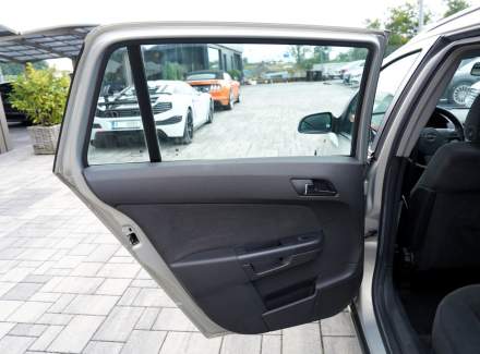 Opel - Astra